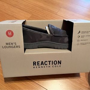 Kenneth Cole Men’s Slippers size M (8-9)